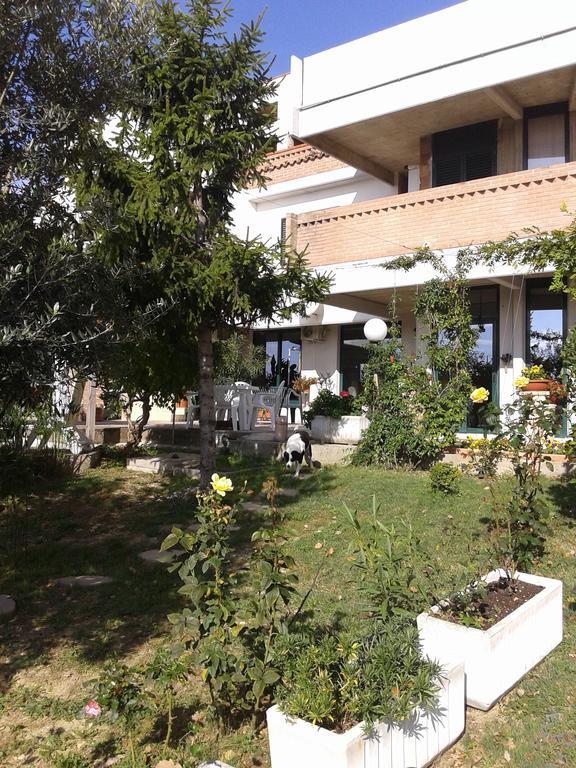 Villa Giuseppe Roseto Degli Abruzzi Habitación foto